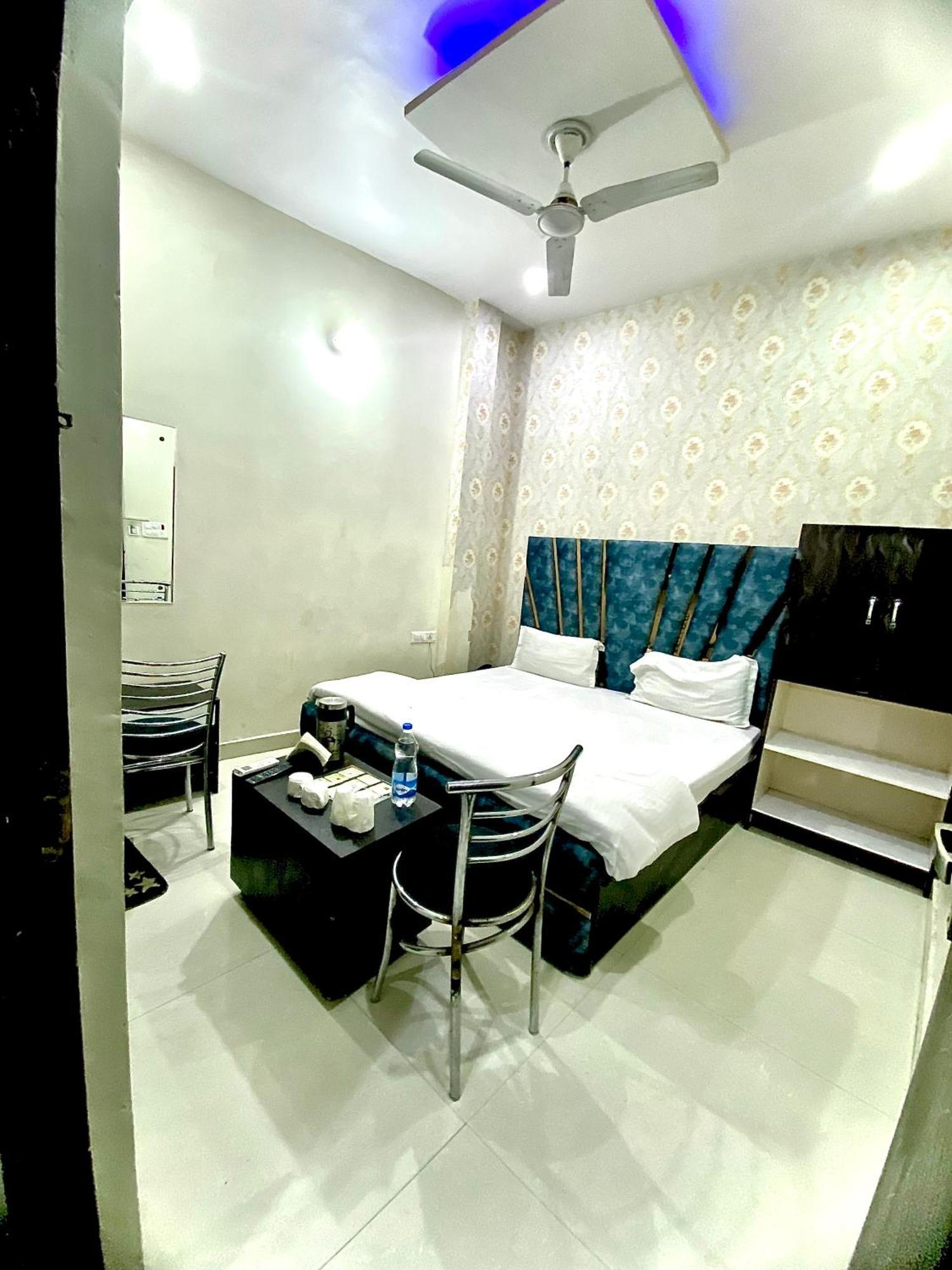 Swaran Hotel Amritsar Exteriér fotografie