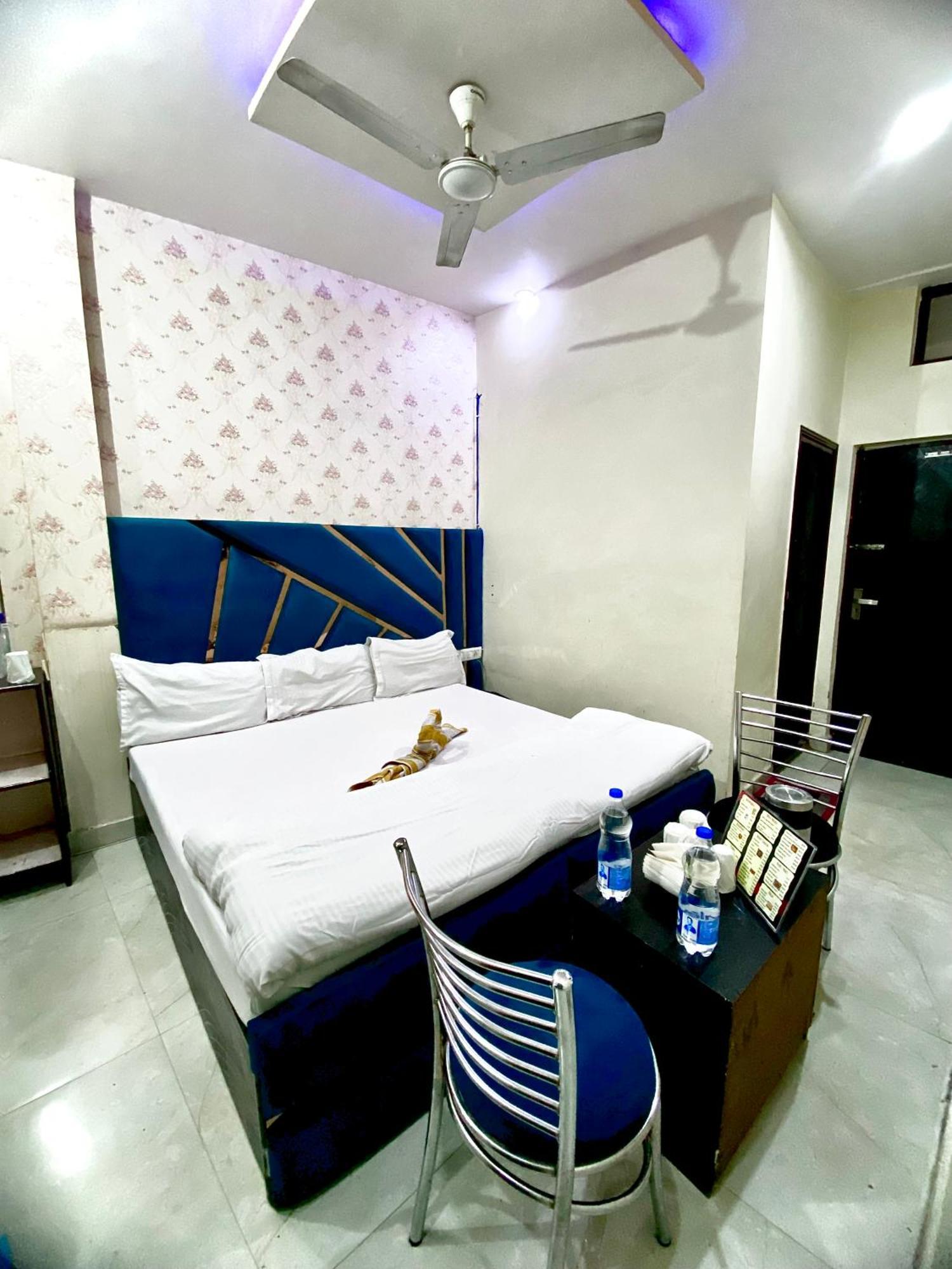 Swaran Hotel Amritsar Exteriér fotografie